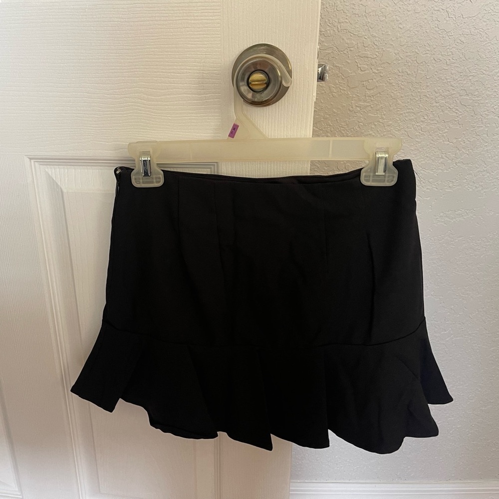 Forever 21 Black Mini Skirt
